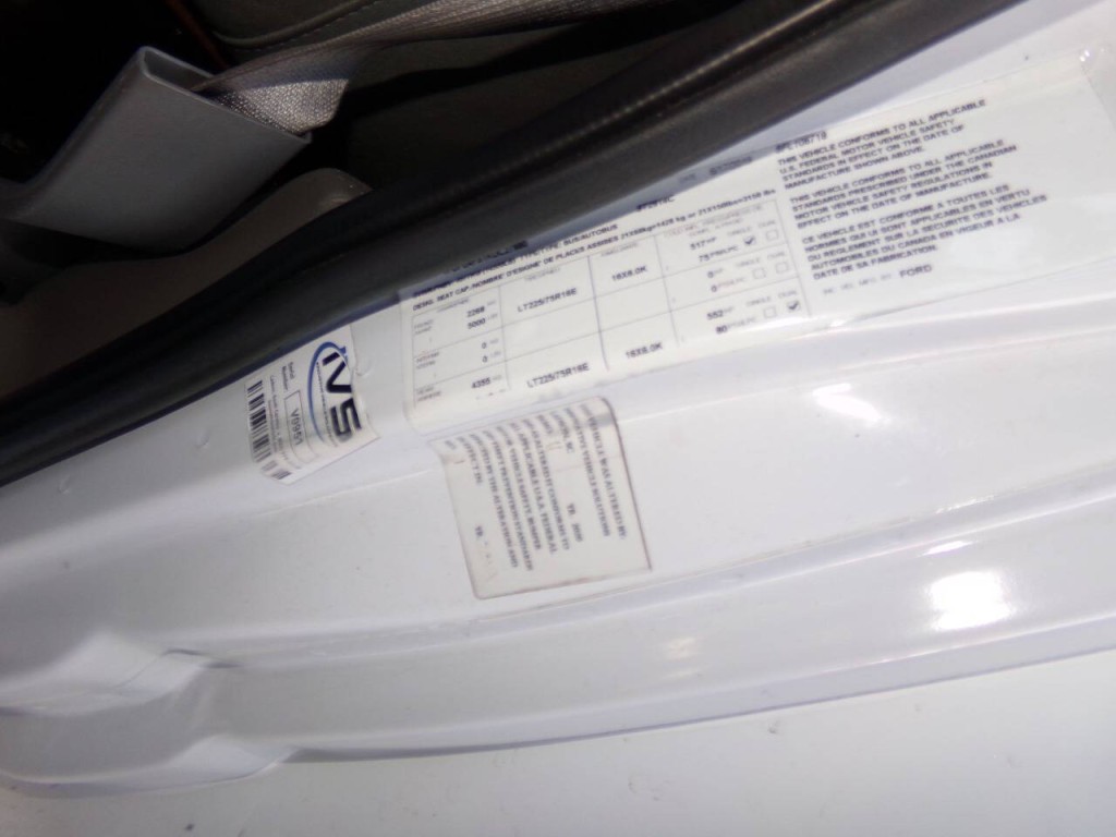 2019 Ford E-Series Image 15