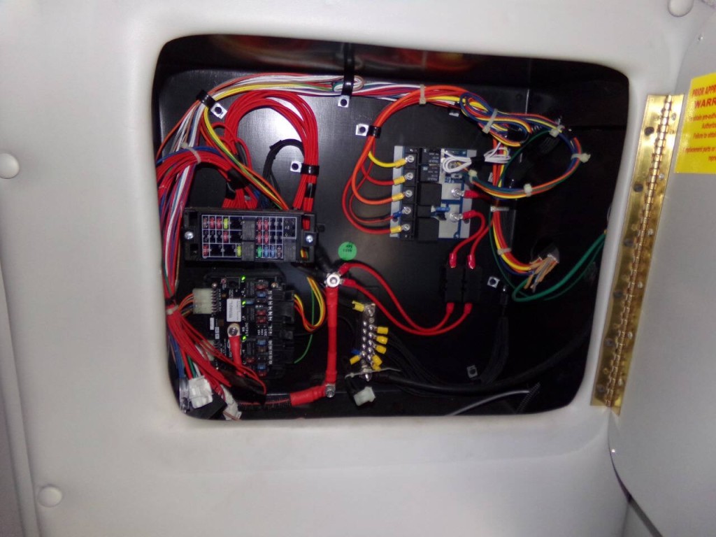 2019 Ford E-Series Image 28