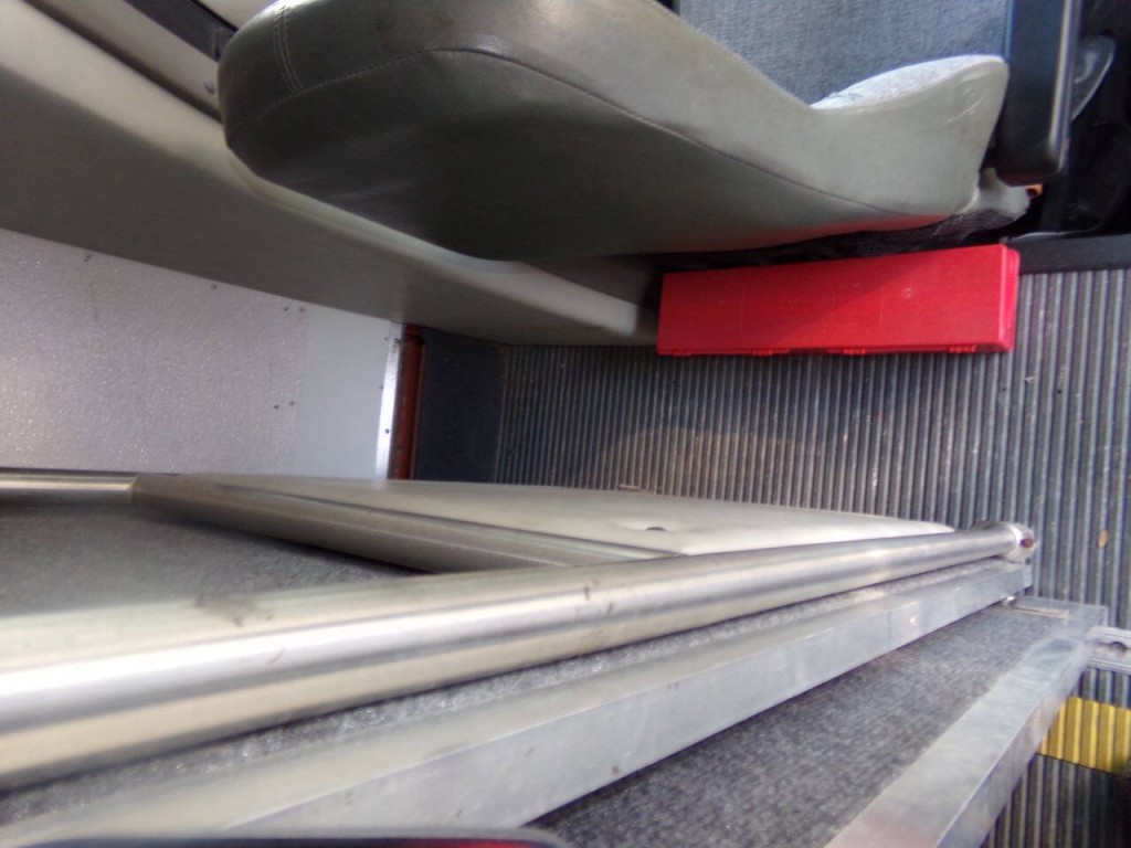 2019 Ford E-Series Image 30