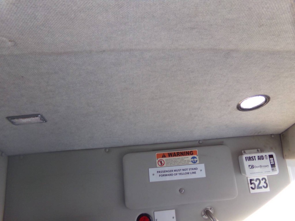 2019 Ford E-Series Image 32