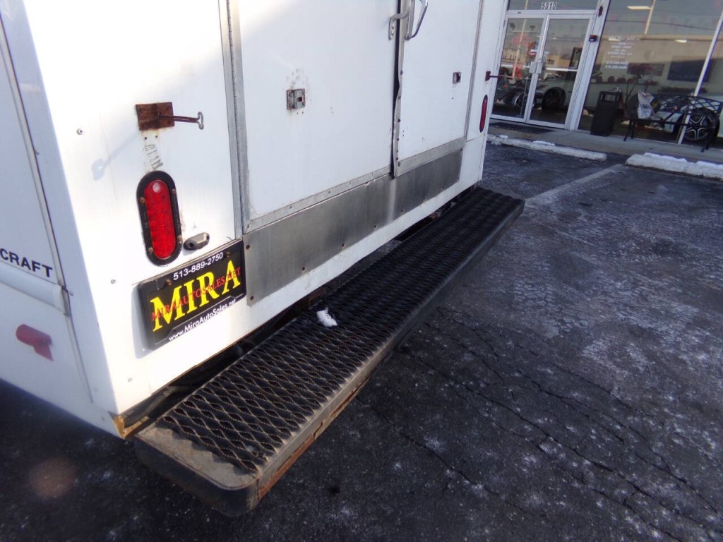 2019 Ford E-Series Image 58