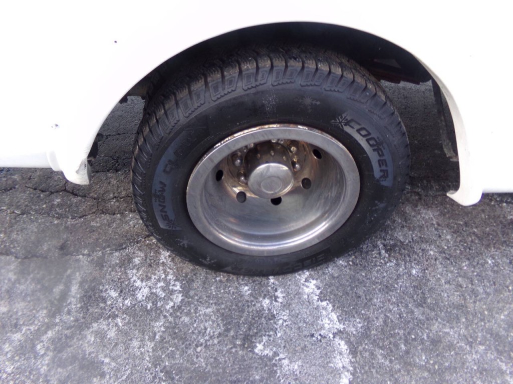 2019 Ford E-Series Image 61