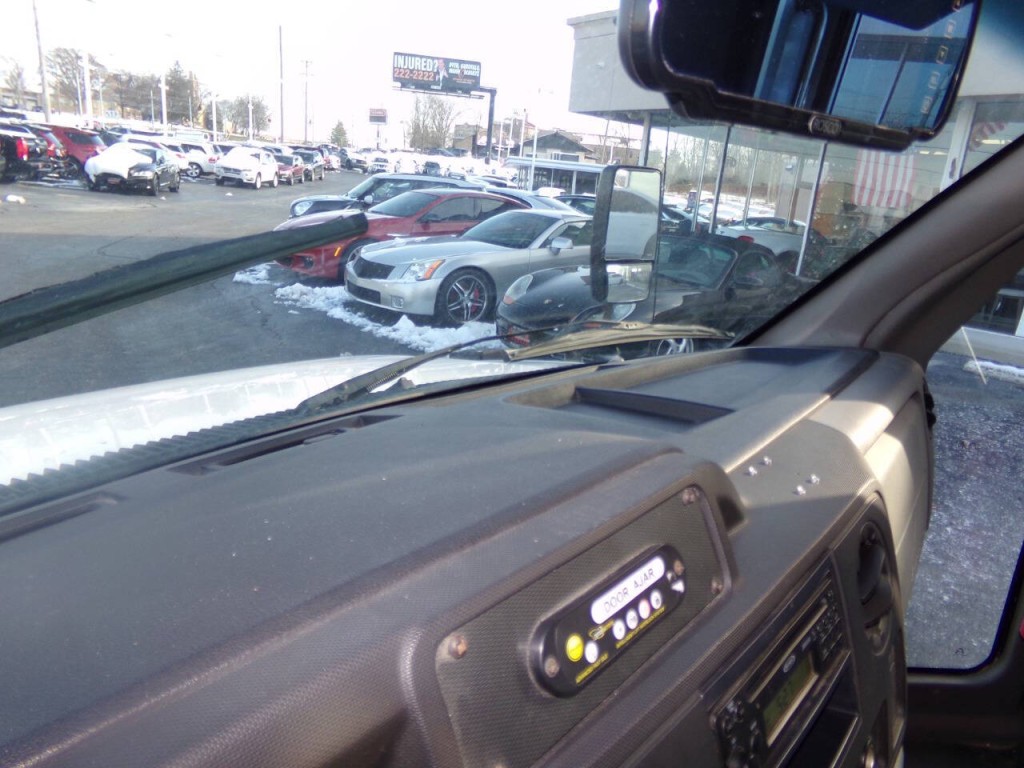 2019 Ford E-Series Image 67