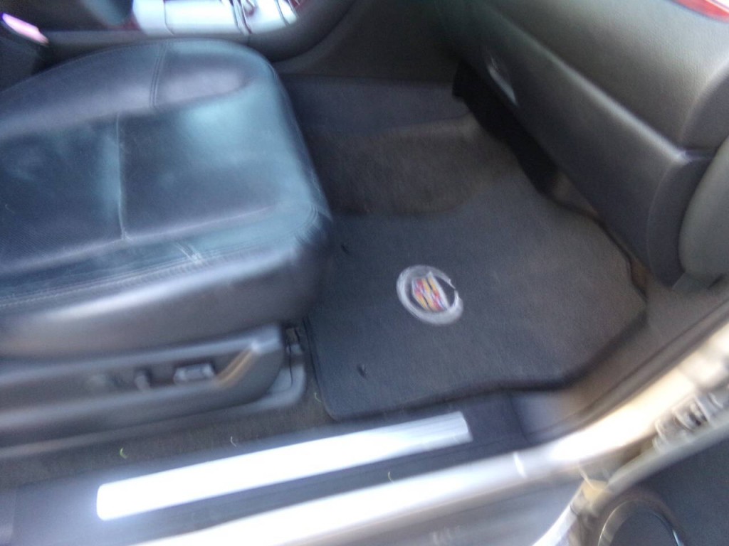 2007 Cadillac Escalade Image 33