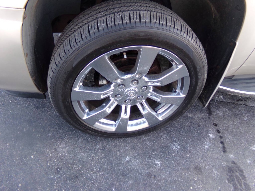 2007 Cadillac Escalade Image 38