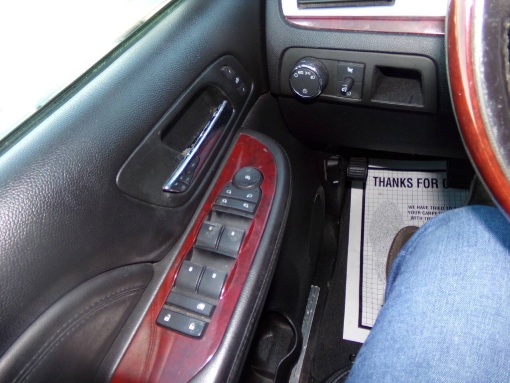 2007 Cadillac Escalade Image 61