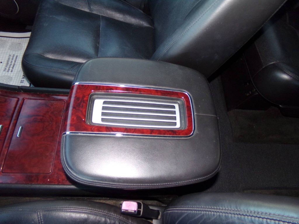 2007 Cadillac Escalade Image 64