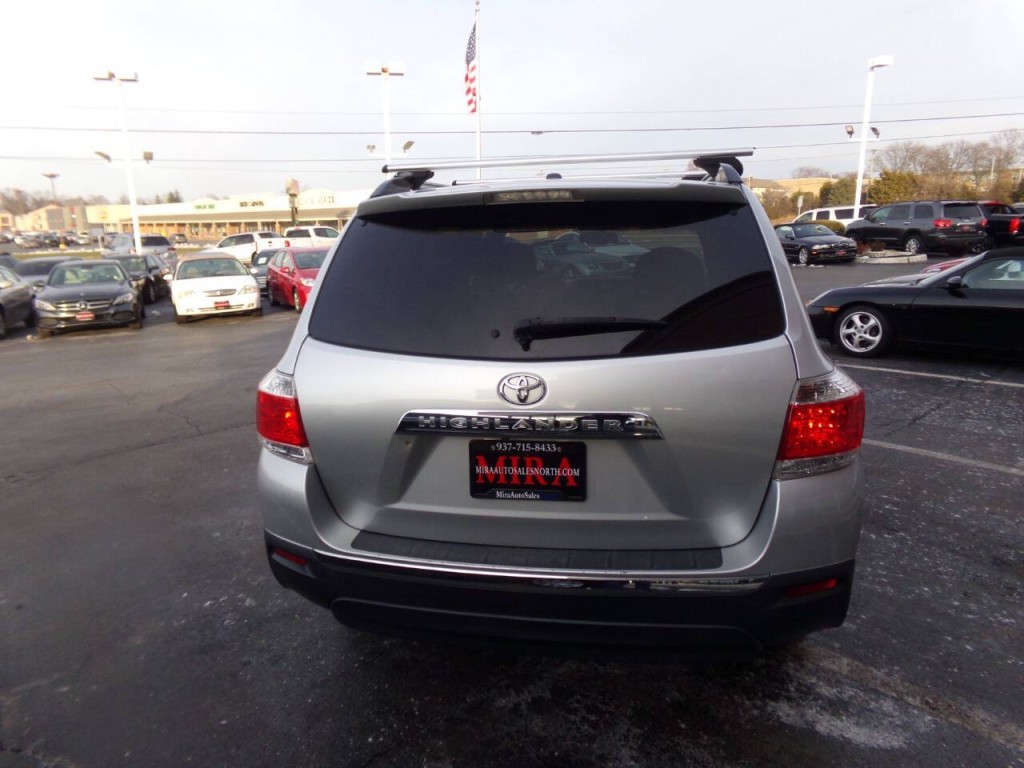 2013 Toyota Highlander Image 3