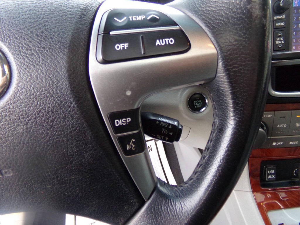 2013 Toyota Highlander Image 23