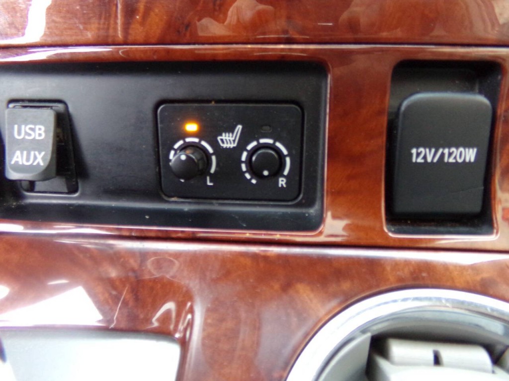 2013 Toyota Highlander Image 29