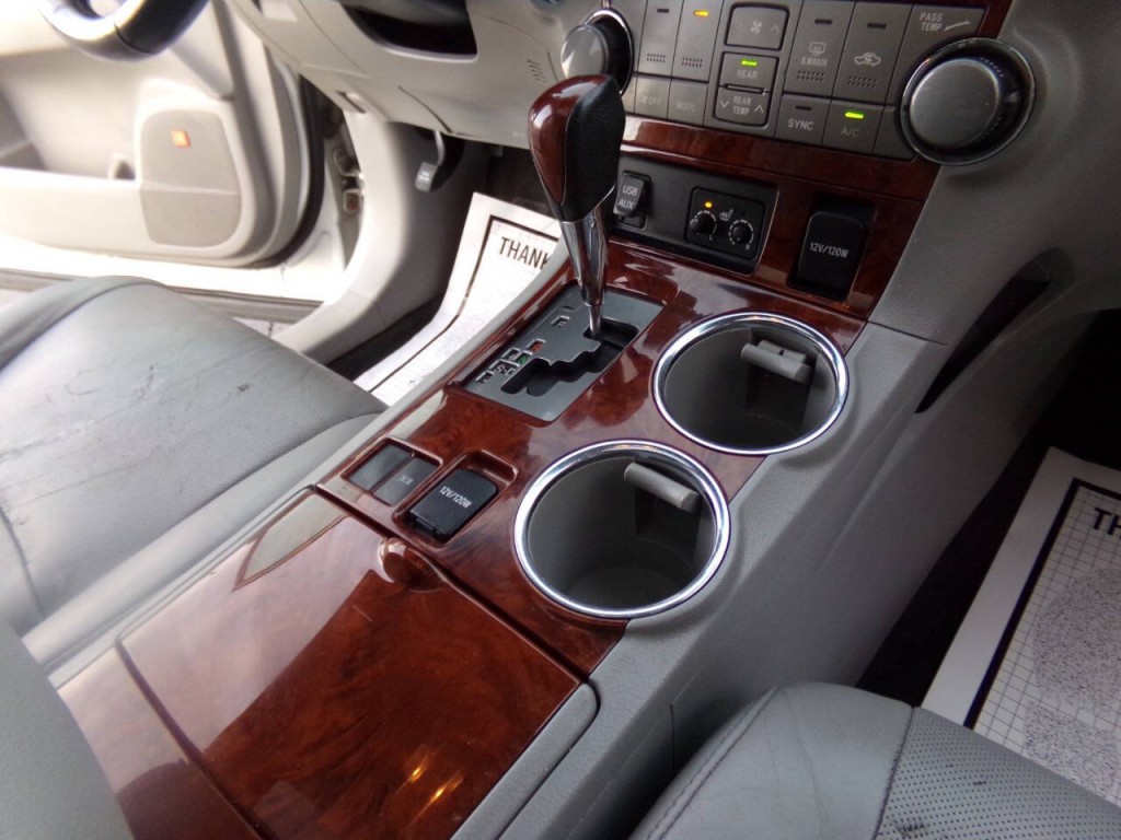 2013 Toyota Highlander Image 46