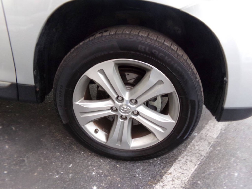 2013 Toyota Highlander Image 52