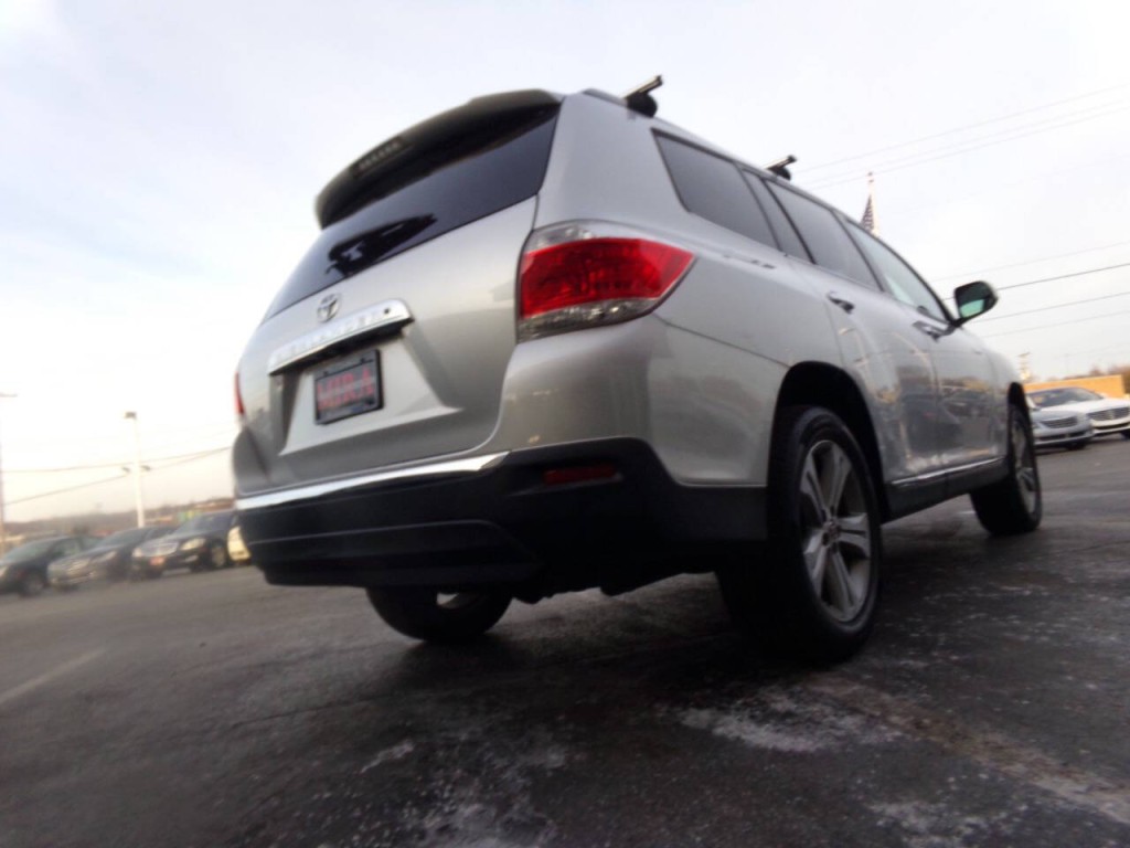 2013 Toyota Highlander Image 60