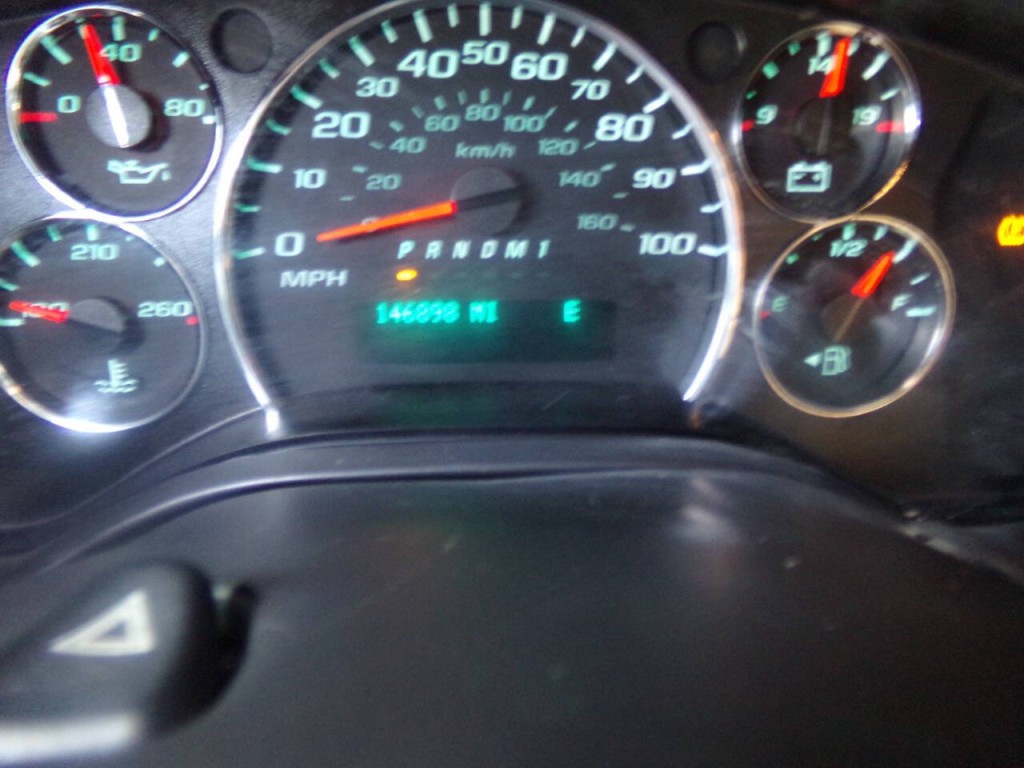 2015 Chevrolet Express Image 25