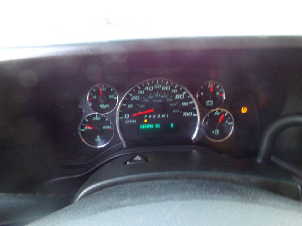 2015 Chevrolet Express Image 30