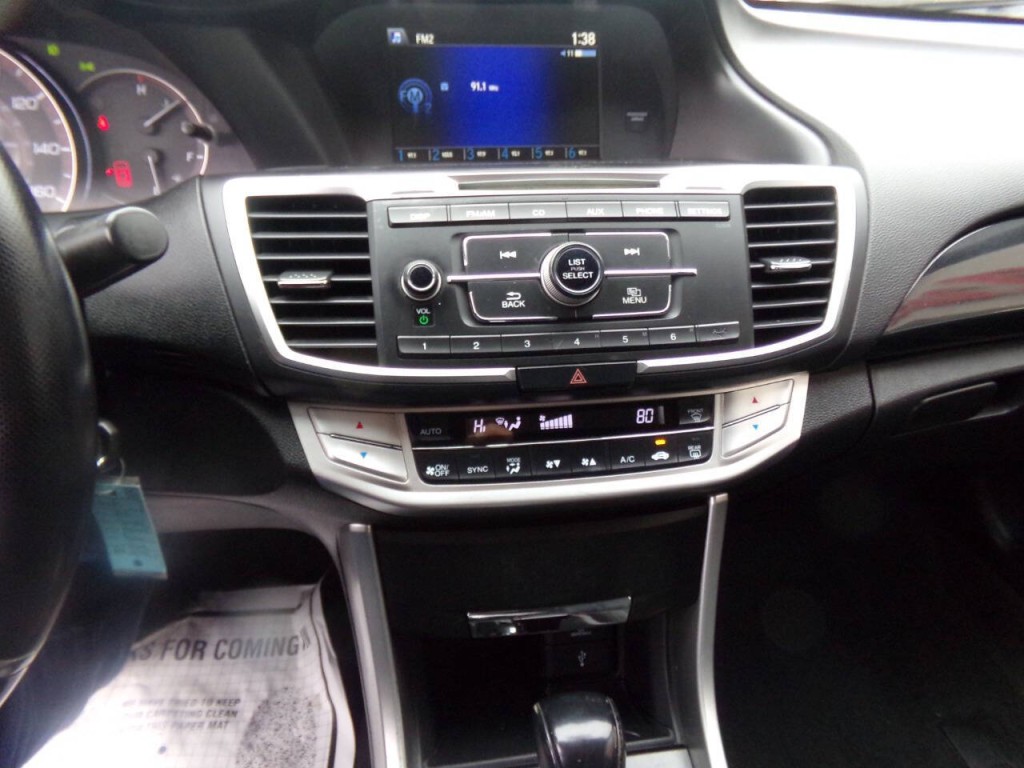 2014 Honda Accord Image 17