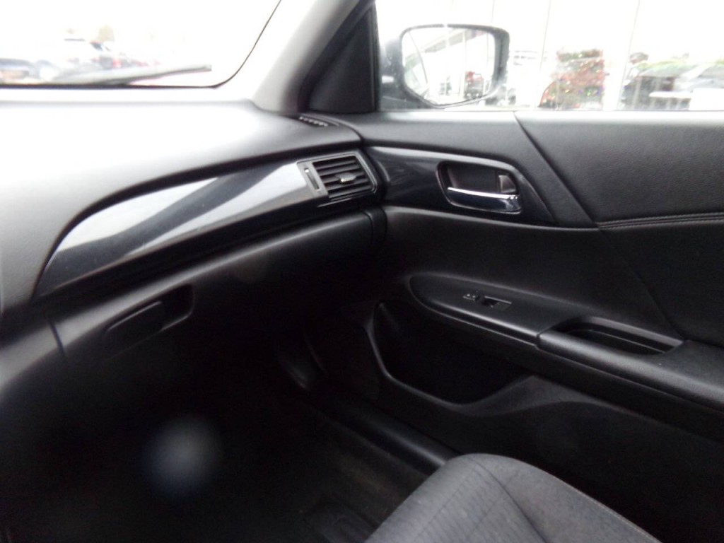 2014 Honda Accord Image 18
