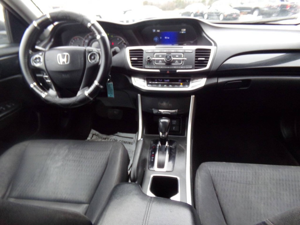 2014 Honda Accord Image 30