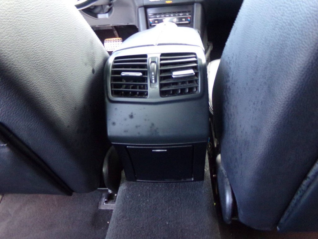 2015 Mercedes-Benz E-Class Image 22