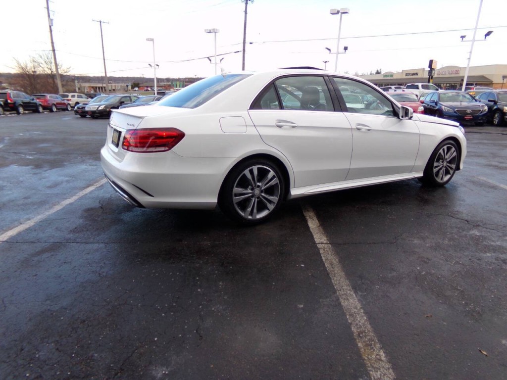 2015 Mercedes-Benz E-Class Image 47