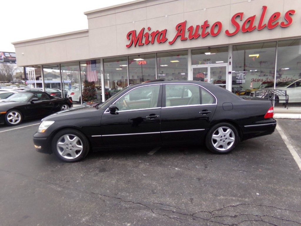 2005 Lexus LS 430 Image 2