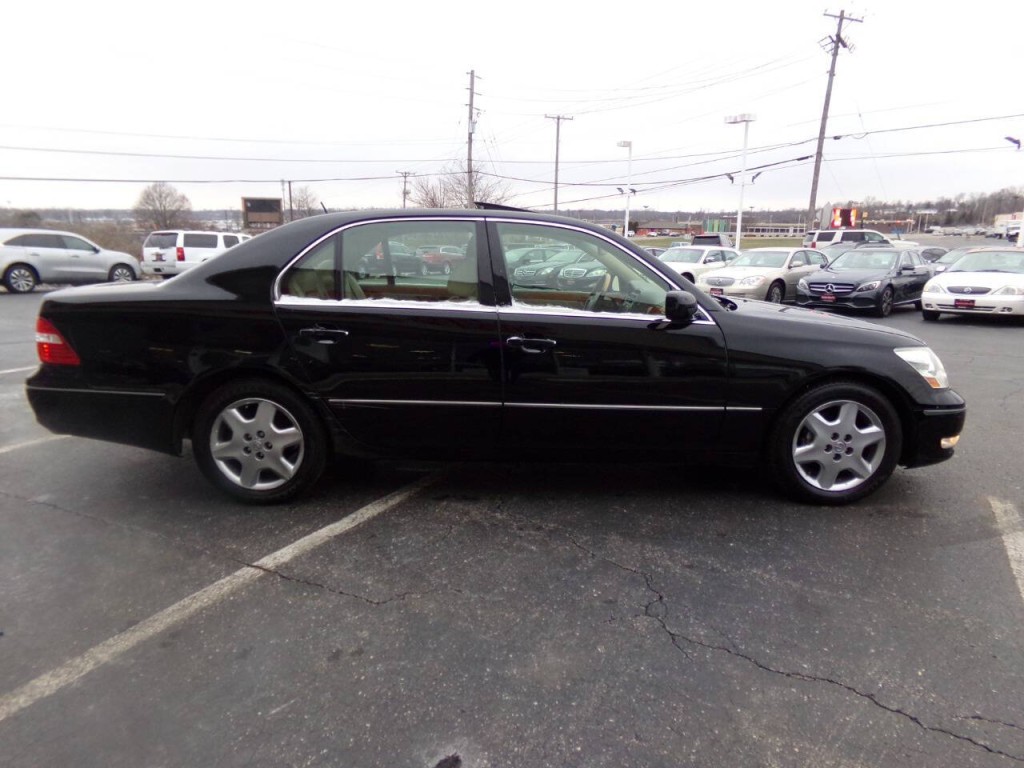 2005 Lexus LS 430 Image 4