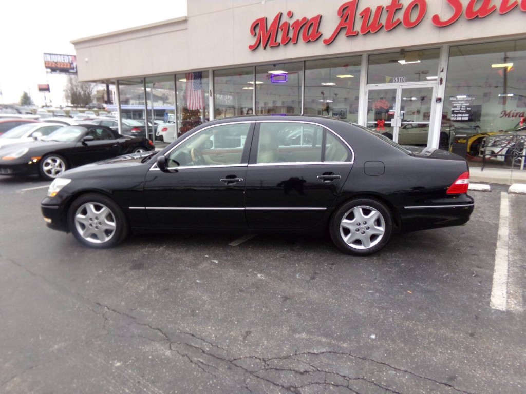 2005 Lexus LS 430 Image 46