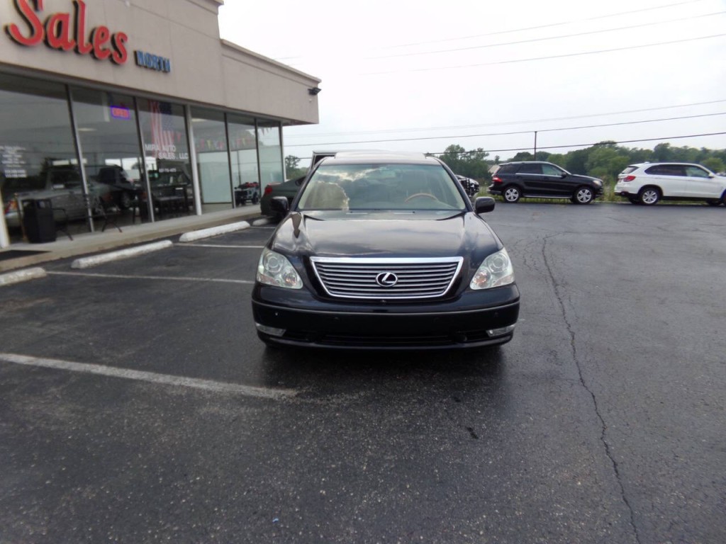 2005 Lexus LS 430 Image 3