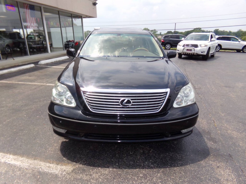 2005 Lexus LS 430 Image 46