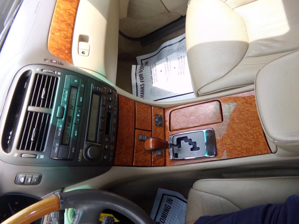2005 Lexus LS 430 Image 56