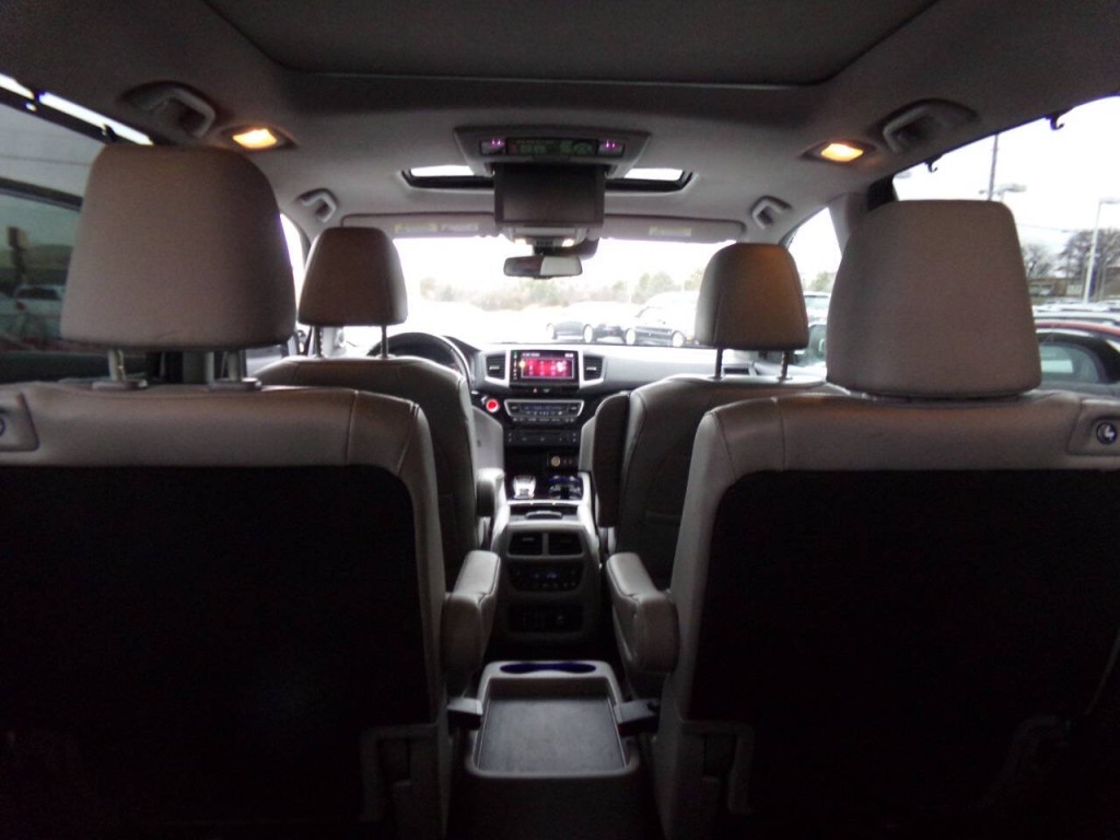2016 Honda Pilot Image 26
