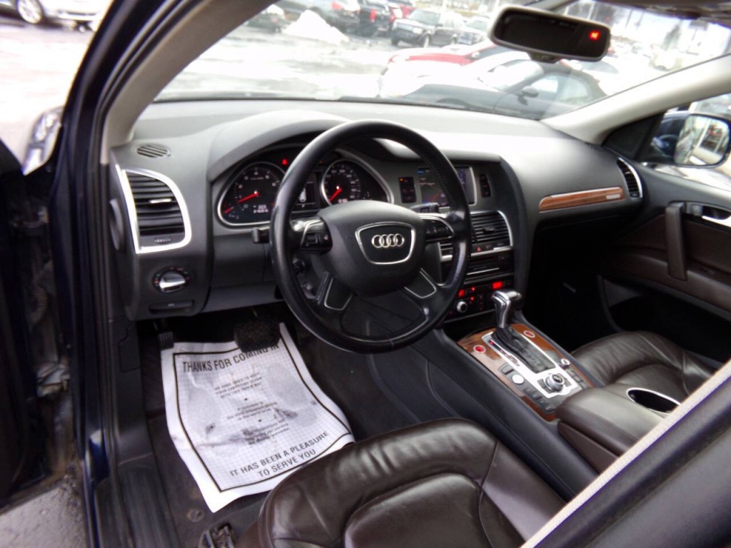 2015 Audi Q7 Image 8