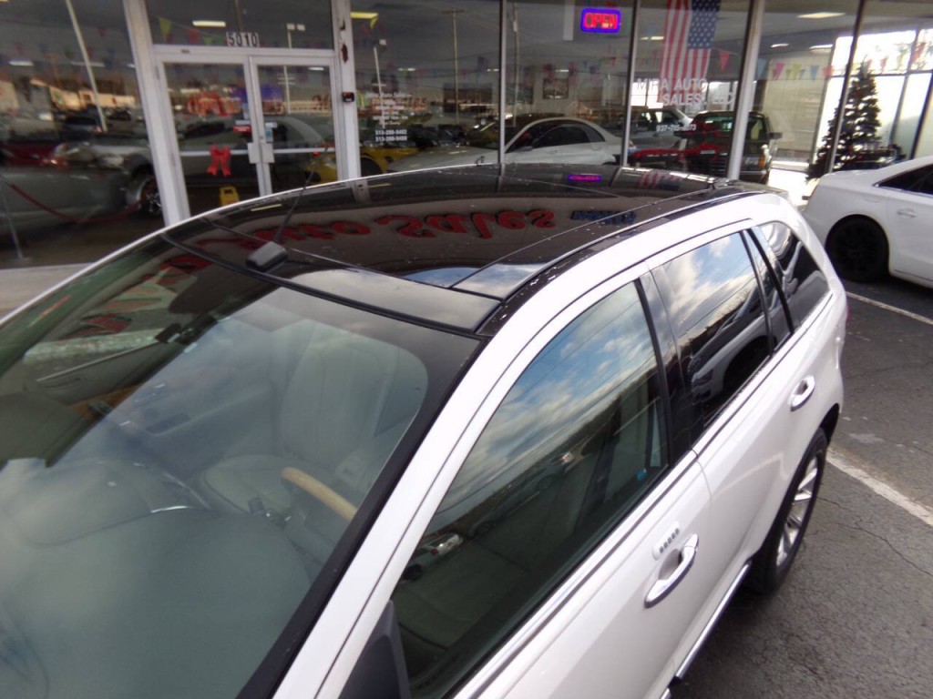 2012 Lincoln MKX Image 8