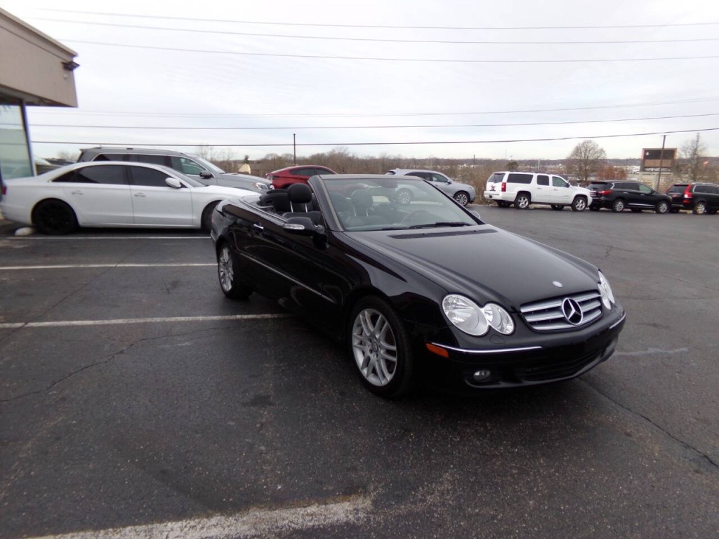 2009 Mercedes-Benz CLK-Class Image 5