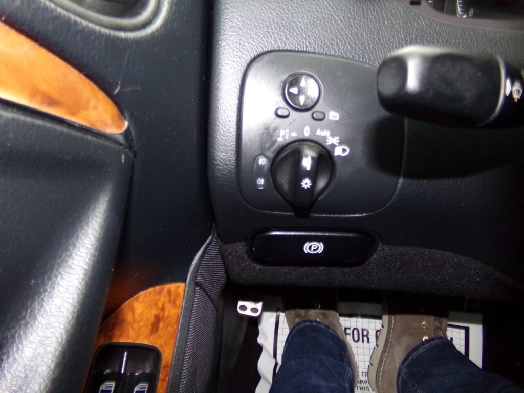 2009 Mercedes-Benz CLK-Class Image 46