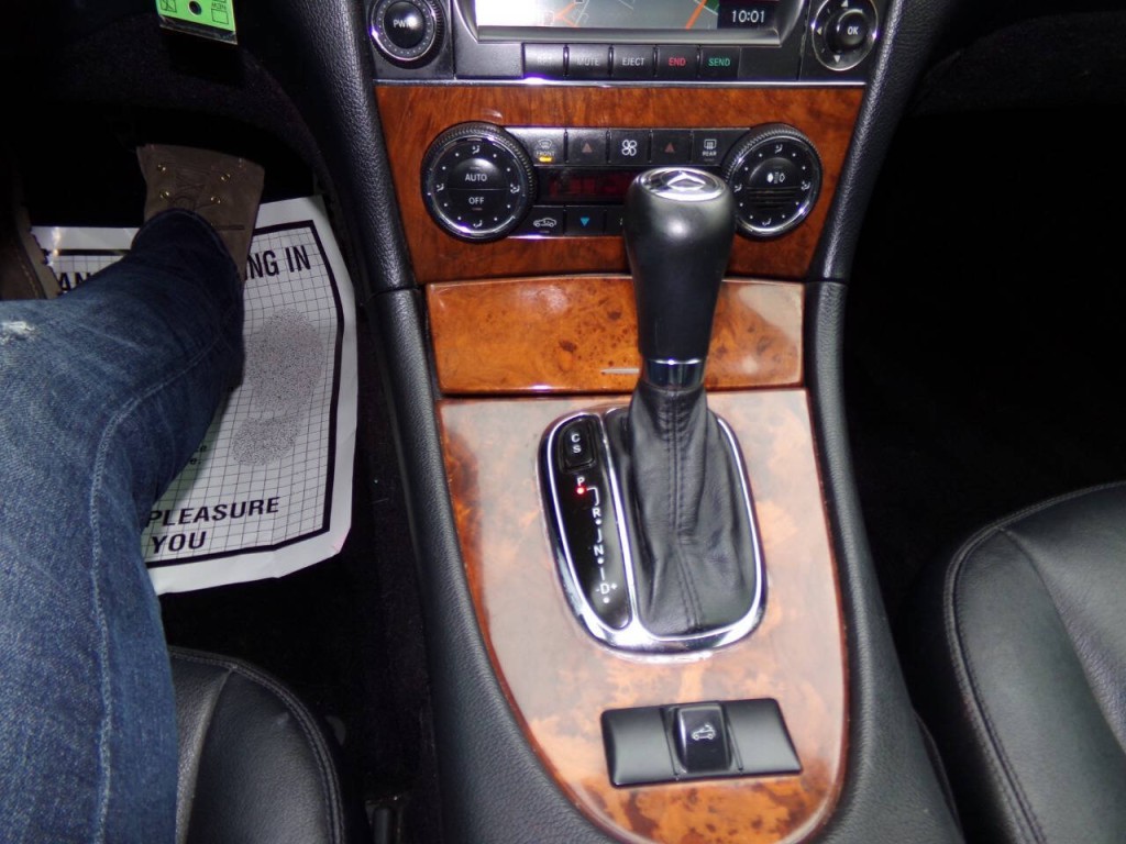 2009 Mercedes-Benz CLK-Class Image 51