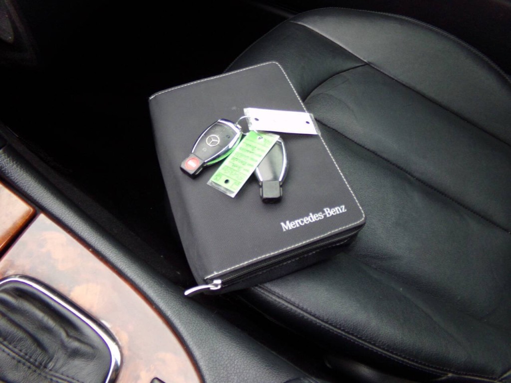 2009 Mercedes-Benz CLK-Class Image 57