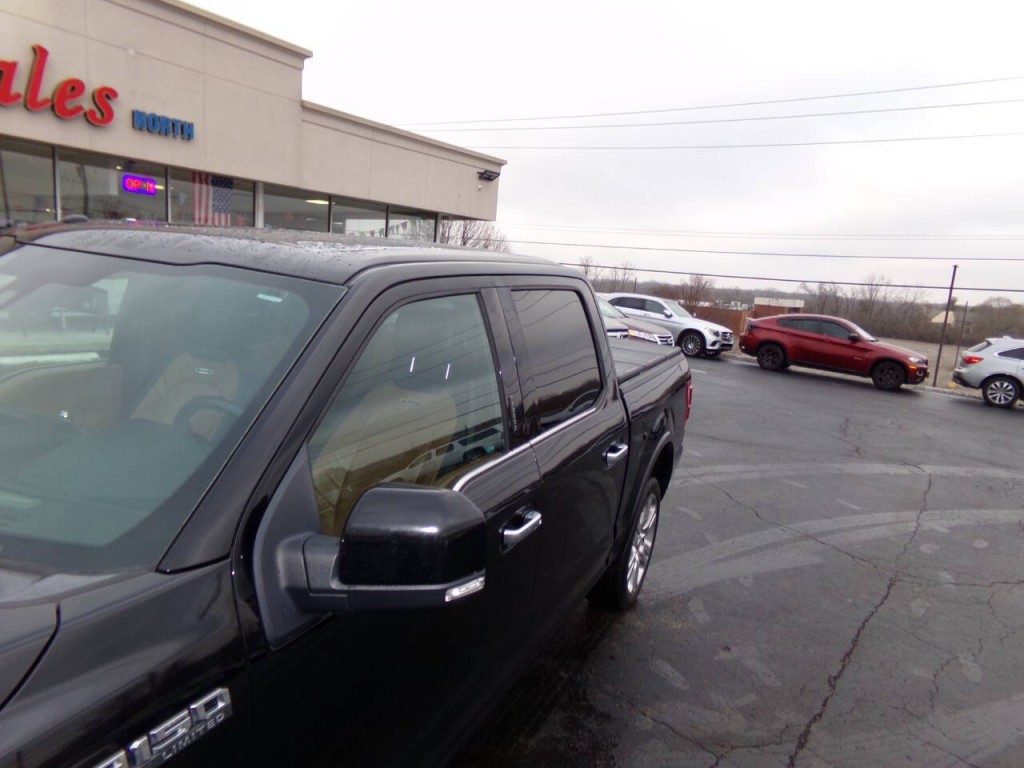 2017 Ford F-150 Image 38