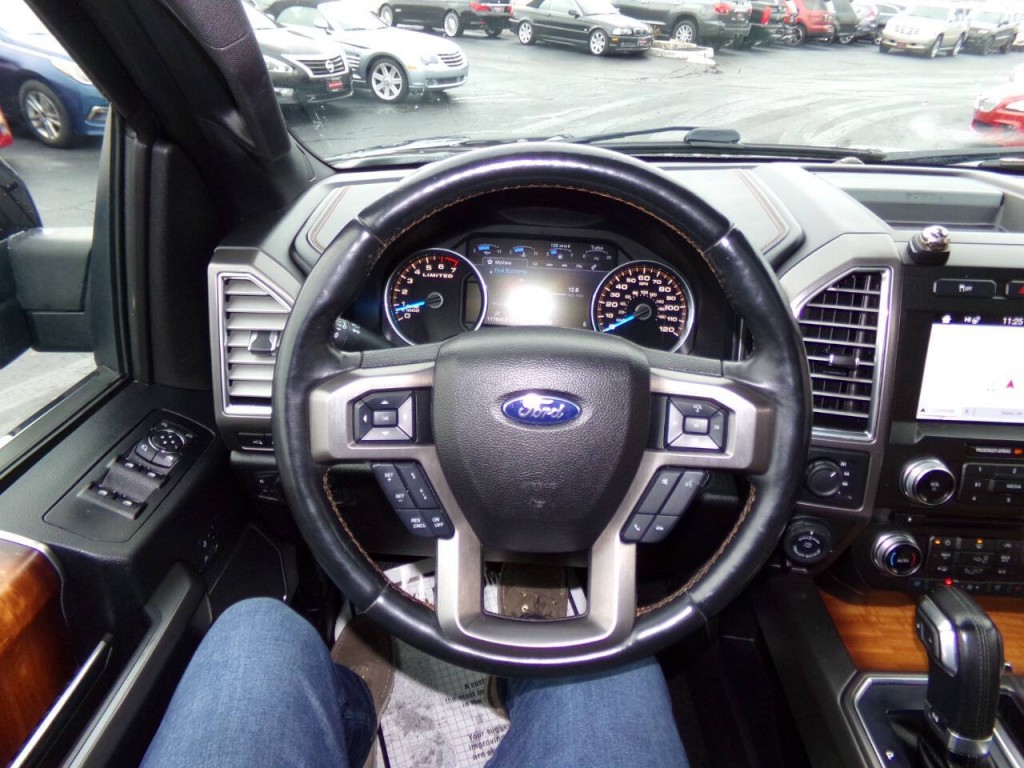 2017 Ford F-150 Image 60