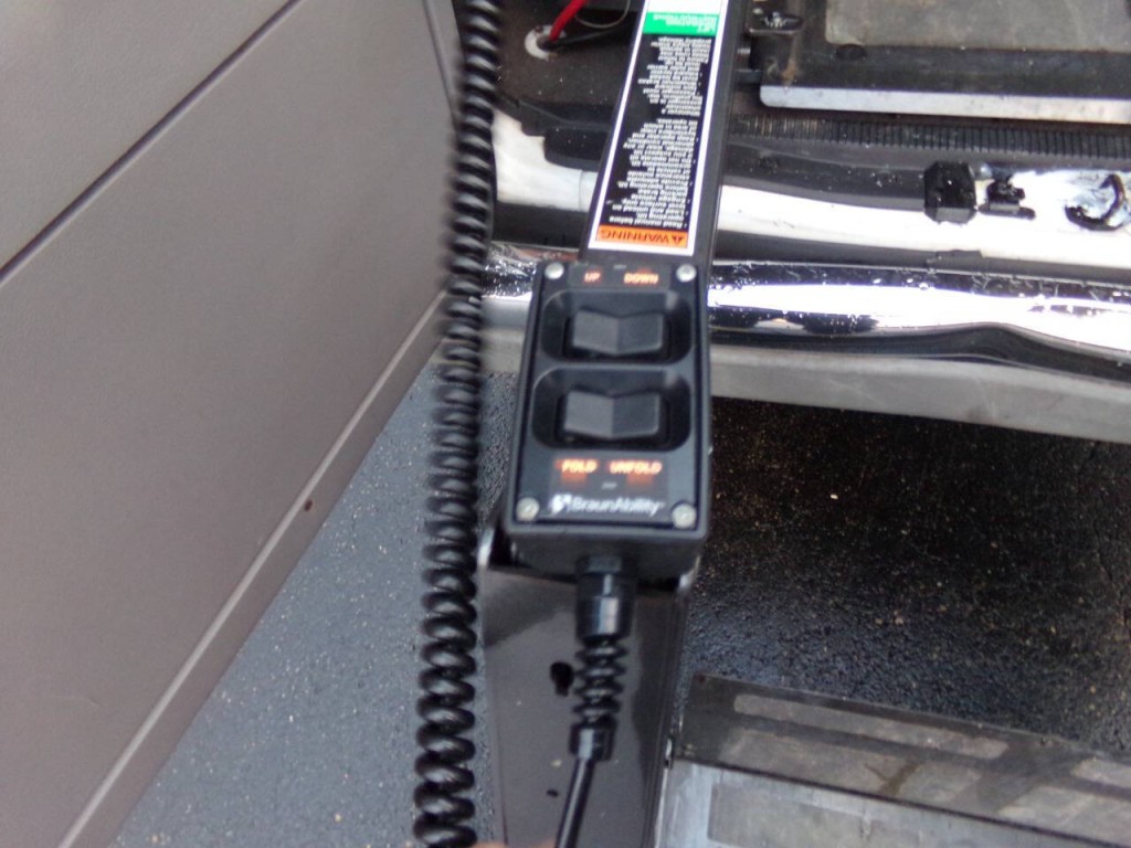 2001 Ford E-Series Image 67