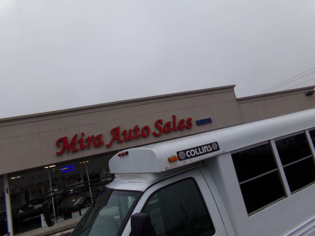 2007 Chevrolet Express Image 9