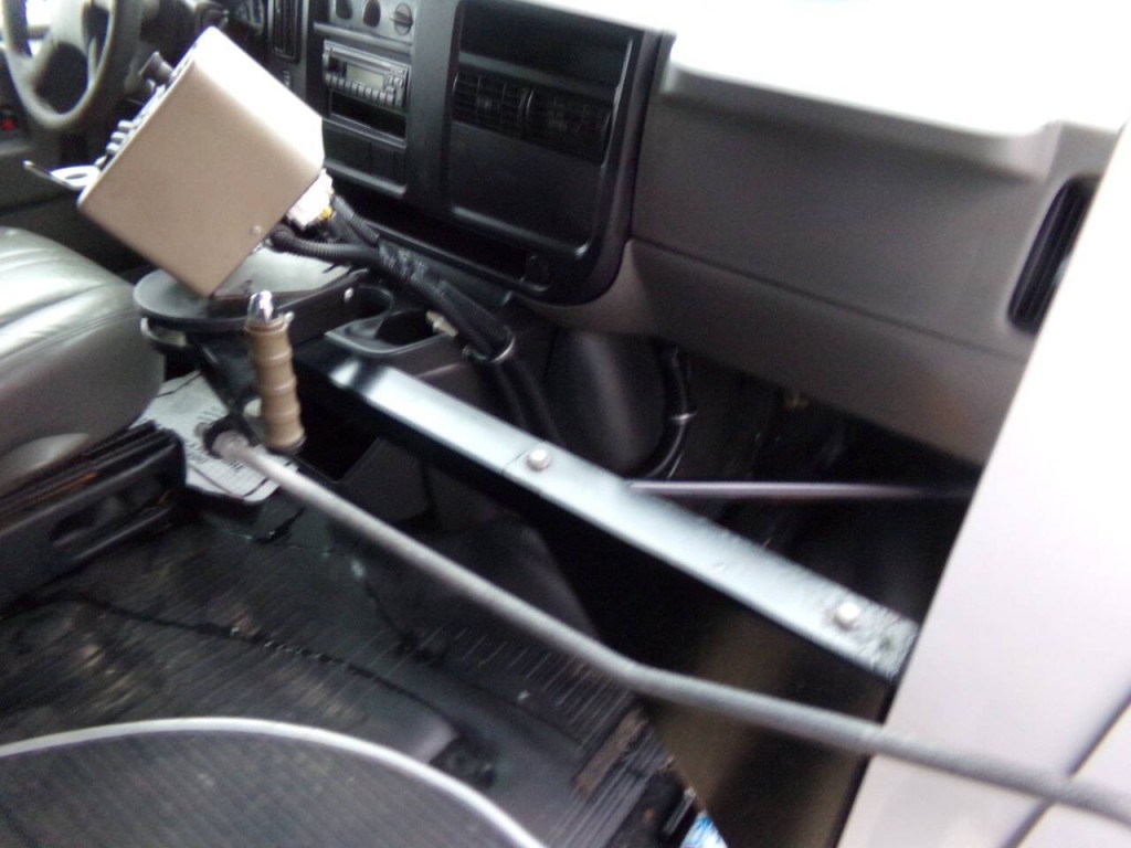 2007 Chevrolet Express Image 17