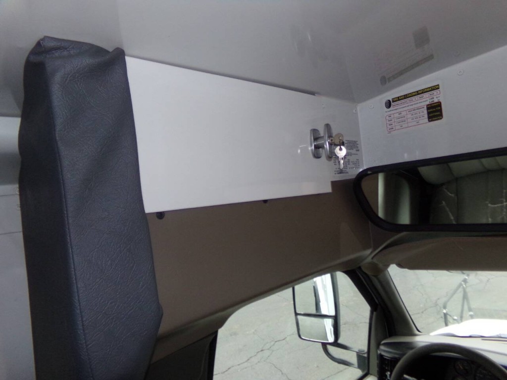 2007 Chevrolet Express Image 22