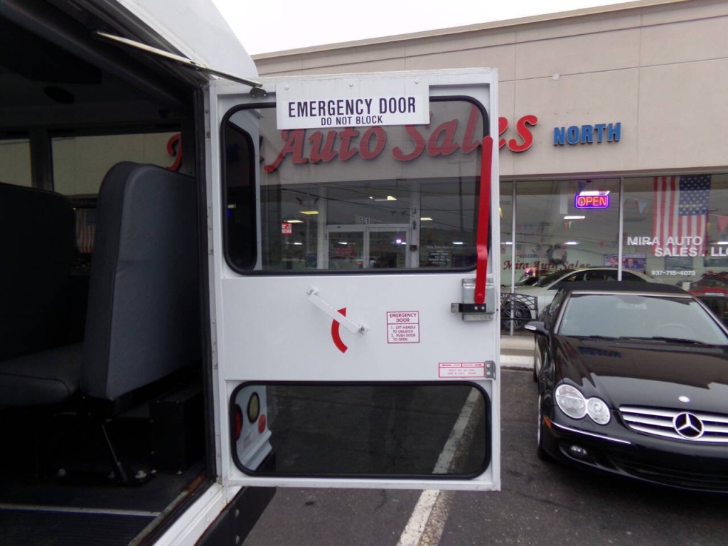 2007 Chevrolet Express Image 44