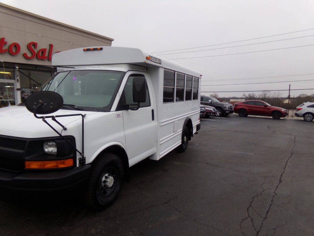 2007 Chevrolet Express Image 51