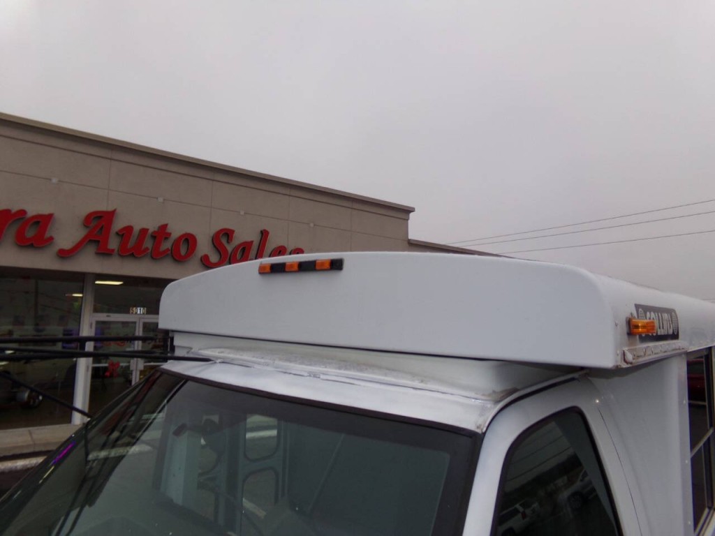 2007 Chevrolet Express Image 54