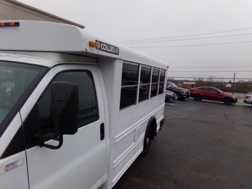 2007 Chevrolet Express Image 55