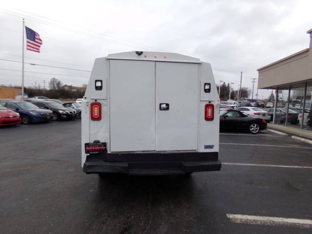 2019 Chevrolet Express Image 7