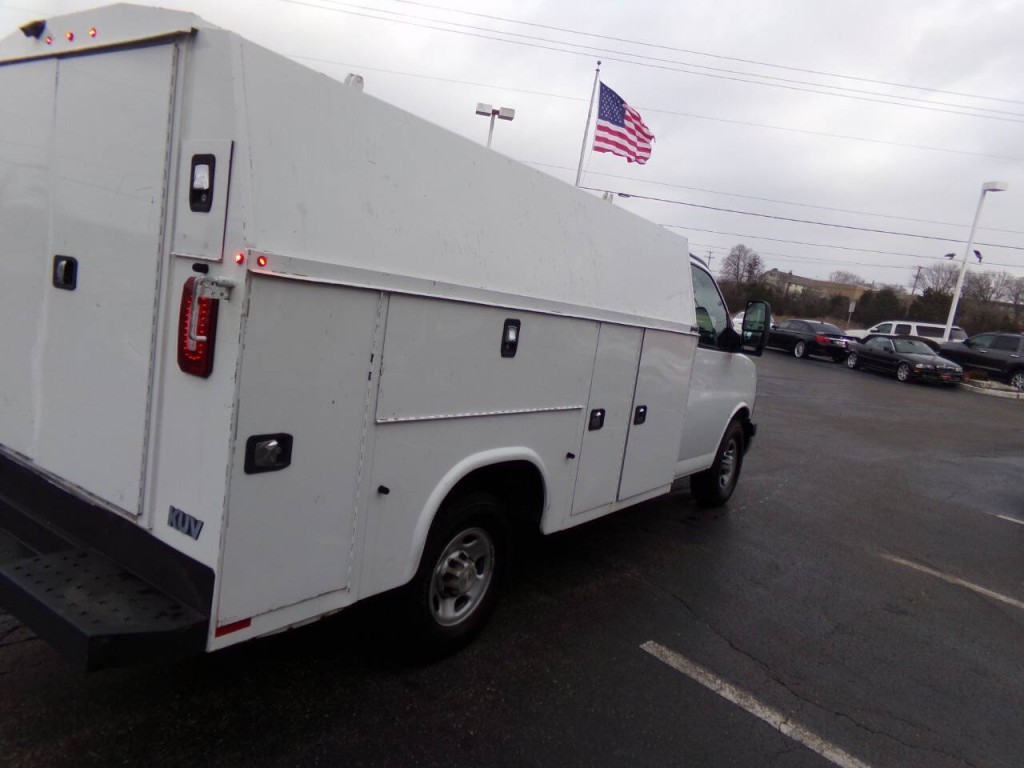 2019 Chevrolet Express Image 33