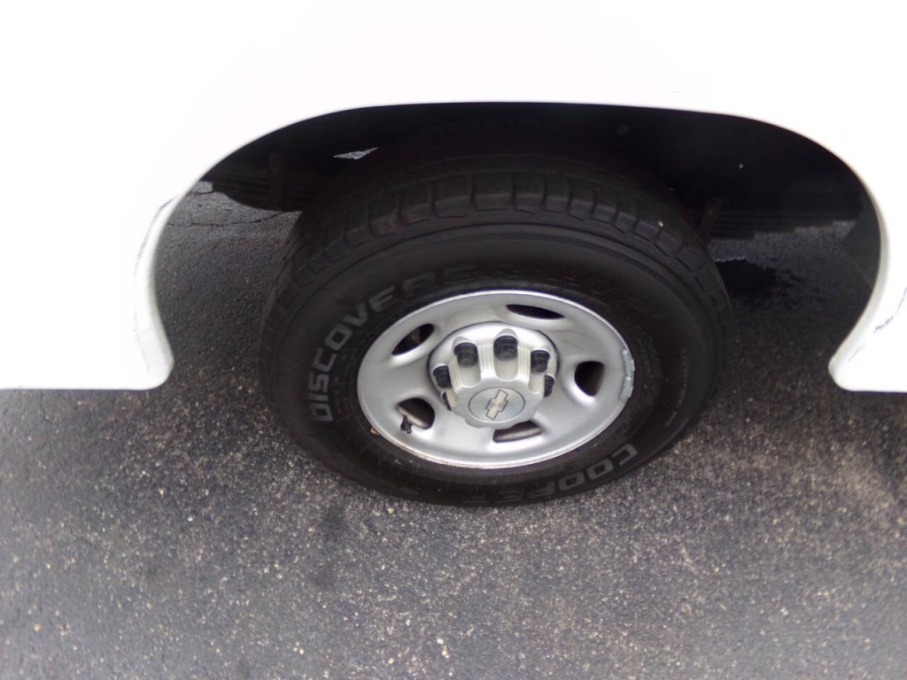 2019 Chevrolet Express Image 34